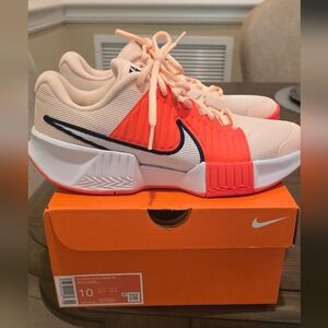 Nike Women's GP PRO Pickleball Shoe